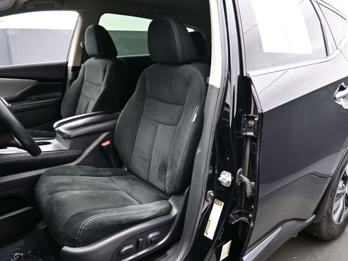 Used 2020 Nissan Murano SV image 13