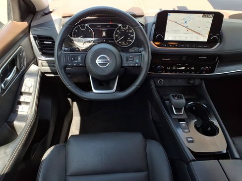 Used 2021 Nissan Rogue SL w/ Premium Package FWD image 18
