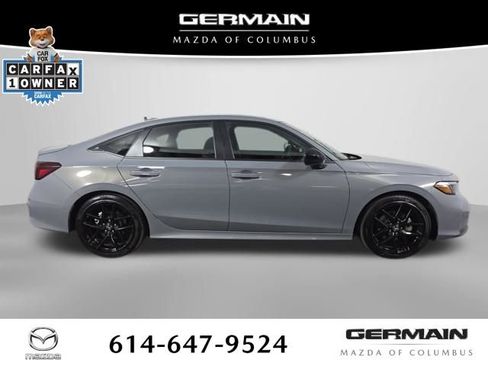 Used 2025 Honda Civic Sport image 6