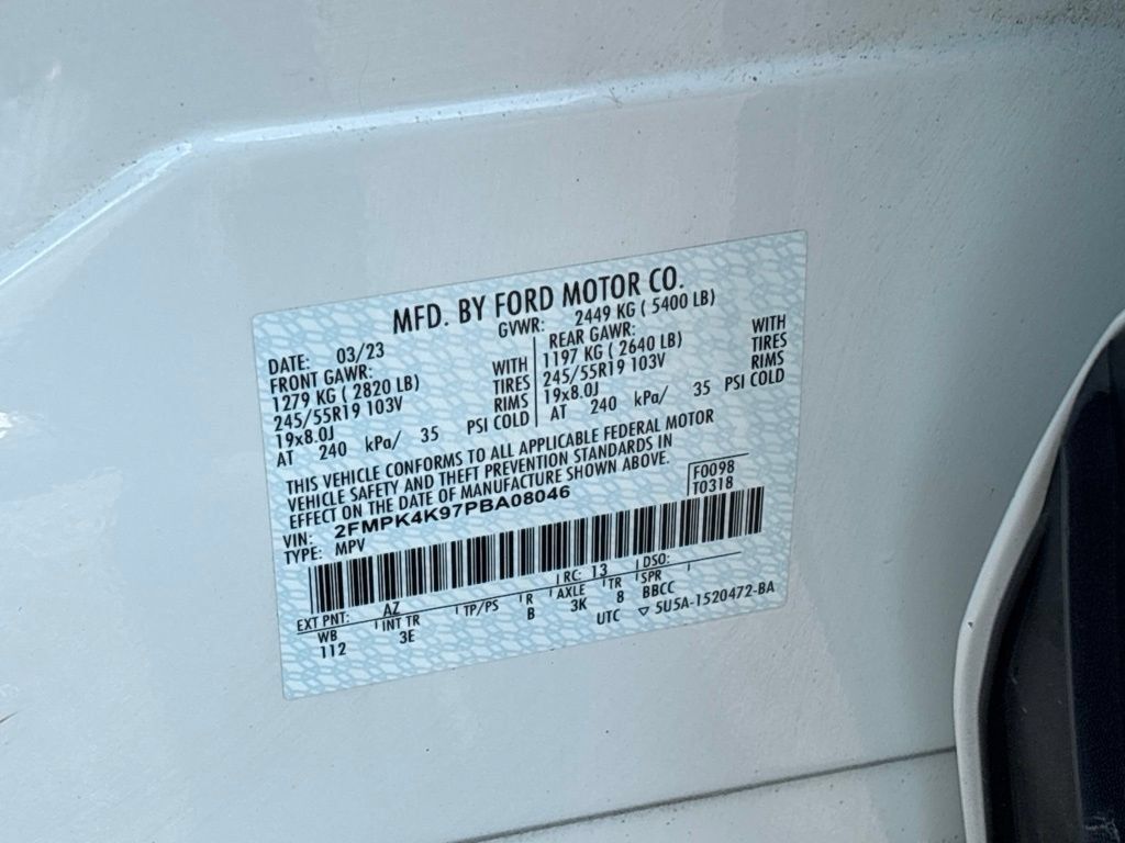 Used 2023 Ford Edge Titanium AWD/4WD image 11