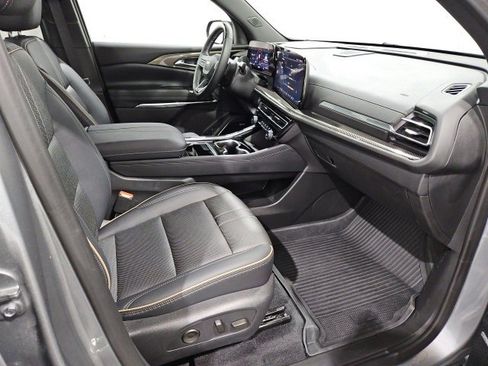 Certified 2025 Chevrolet Traverse High Country w/ LPO, Floor Liner Package image 20