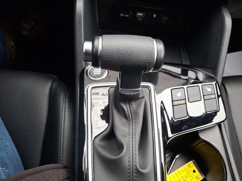 Used 2025 Kia Sportage X-Line image 15