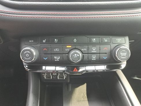 Certified 2023 Dodge Durango R/T AWD/4WD image 23