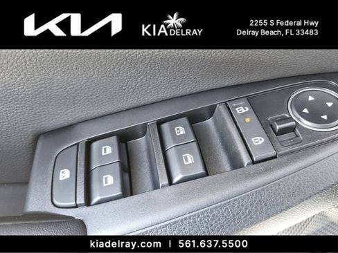 New 2026 Kia Seltos S FWD image 15