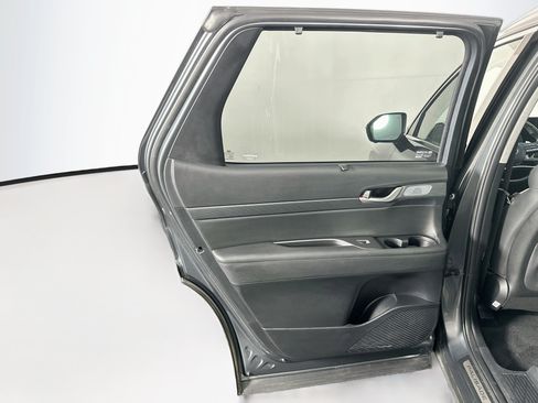 Used 2023 Hyundai Palisade Limited FWD image 28