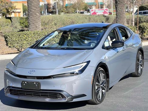 Used 2024 Toyota Prius Limited image 13