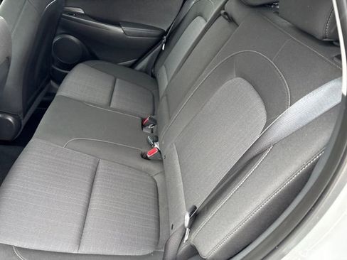 Used 2023 Hyundai Kona SEL image 10