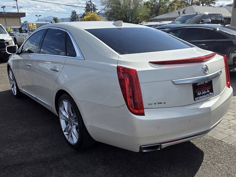 Used 2015 Cadillac XTS Premium w/ Driver Assist Package AWD/4WD image 7