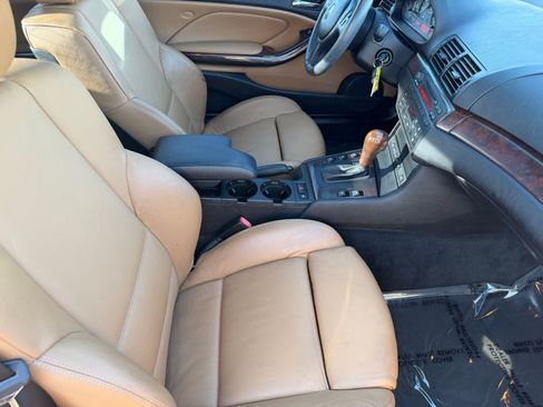 Used 2006 BMW 325Ci Convertible RWD image 12