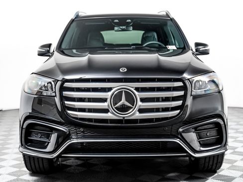 New 2026 Mercedes-Benz GLS 580 4MATIC image 9