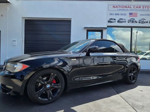 Used 2011 BMW 128i Convertible image 2