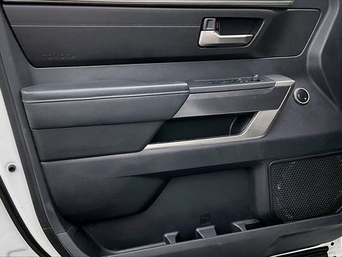 Used 2022 Toyota Tundra SR5 image 15