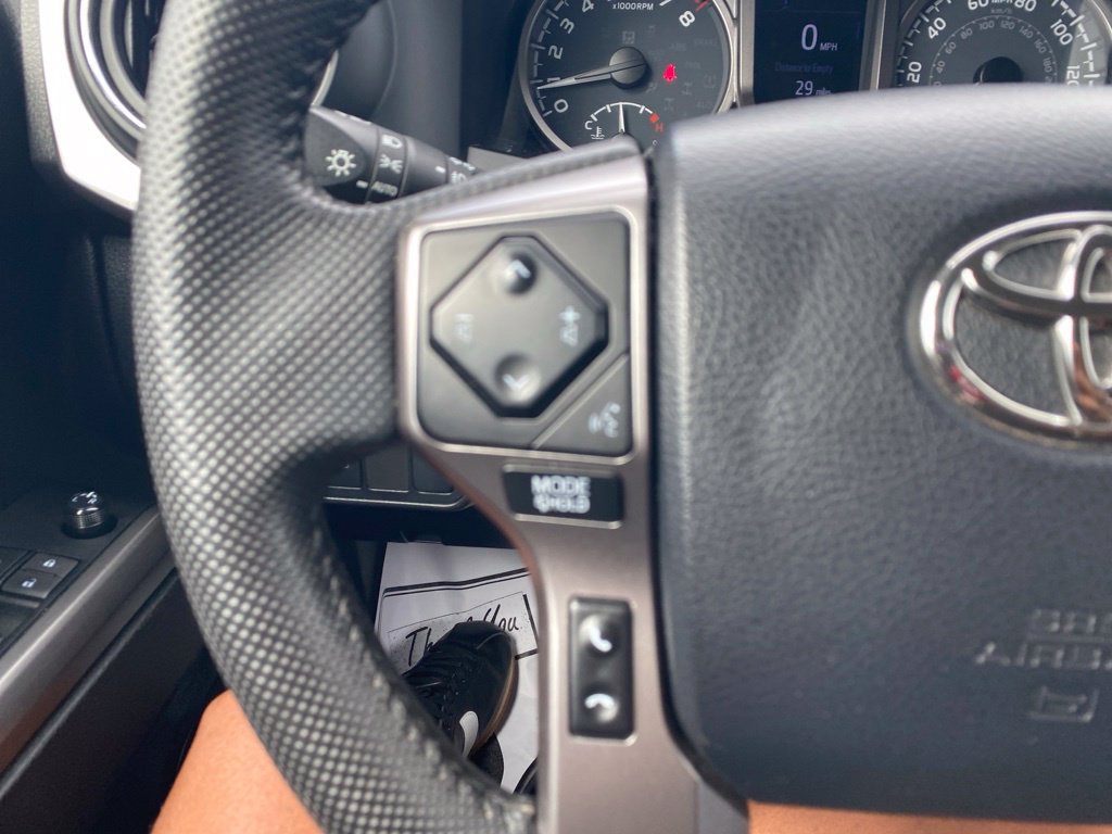 Used 2023 Toyota Tacoma SR5 RWD image 17