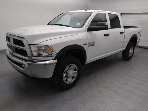 Used 2018 RAM 2500 Tradesman w/ Chrome Appearance Group image 2