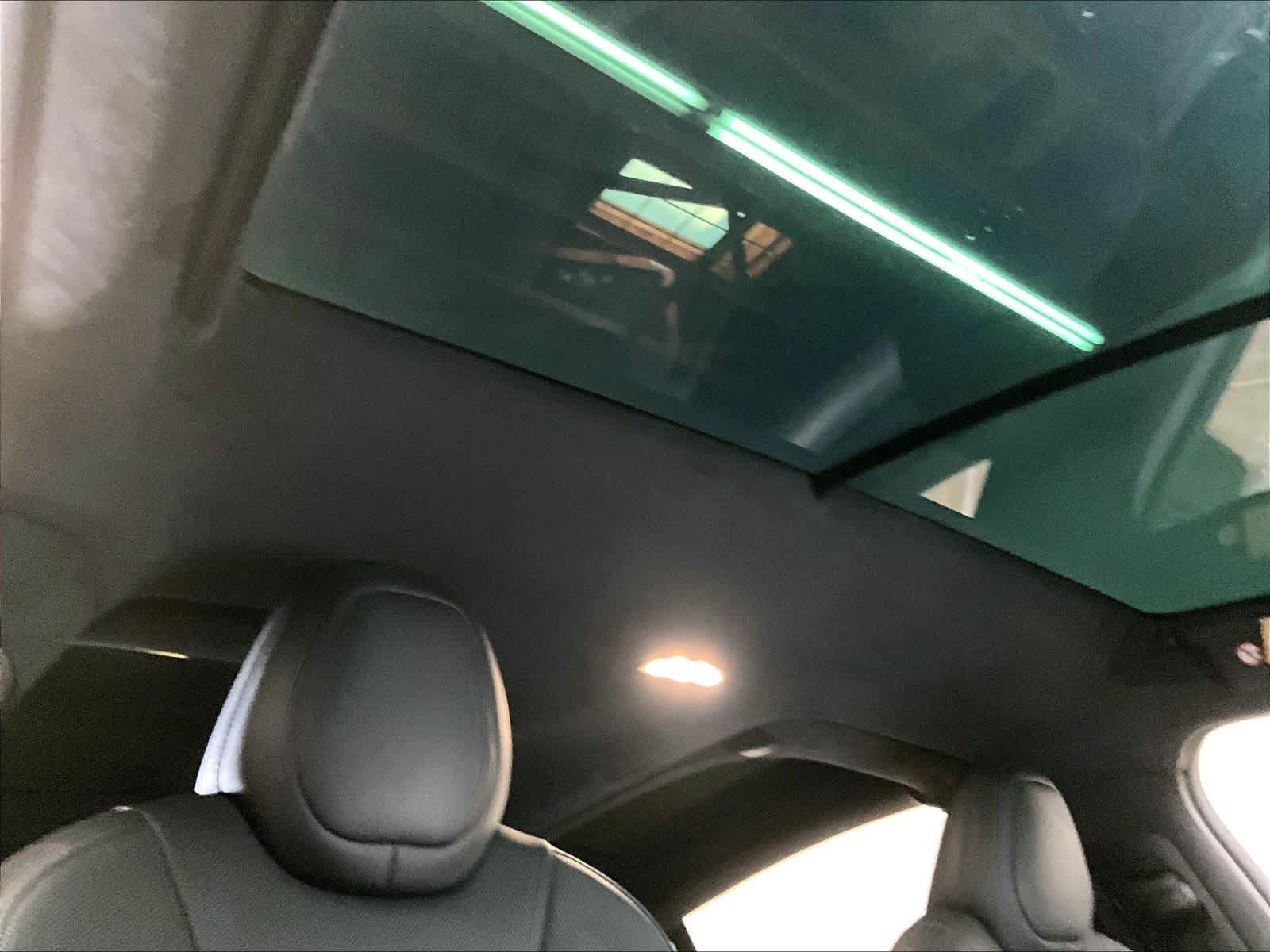 Used 2022 Tesla Model X AWD/4WD image 22