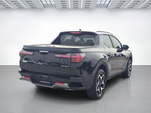 Used 2024 Hyundai Santa Cruz Limited image 3