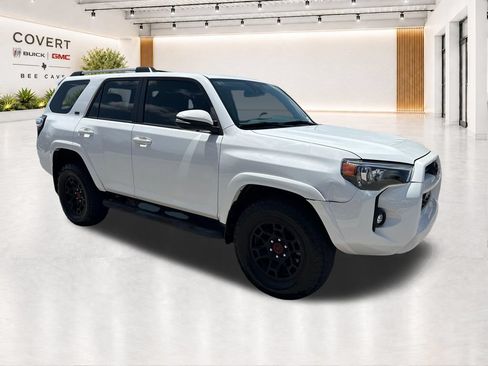 Used 2024 Toyota 4Runner SR5 Premium w/ Moonroof Package AWD/4WD image 1