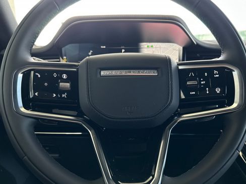 New 2025 Land Rover Range Rover Sport SE image 20