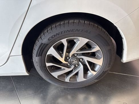 Used 2016 Honda Civic EX image 6