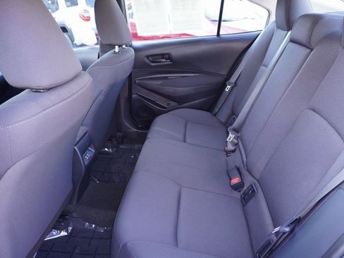 Used 2024 Toyota Corolla LE image 9