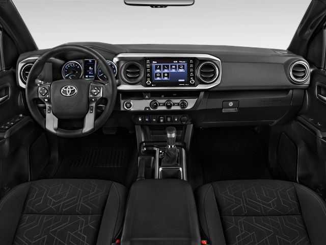 Used 2021 Toyota Tacoma TRD Off-Road AWD/4WD image 3