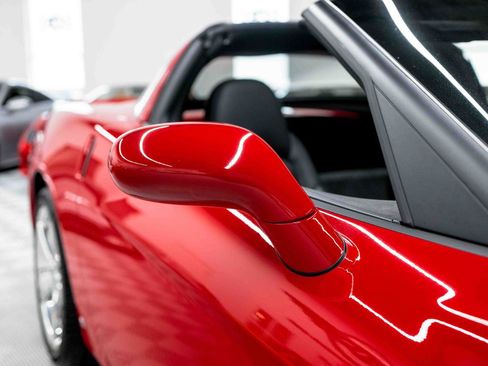 Used 2009 Chevrolet Corvette Coupe w/ Z51 Performance Package RWD image 20
