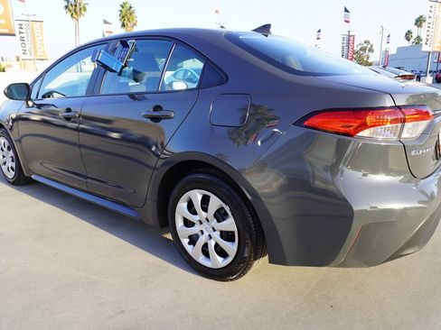 Certified 2025 Toyota Corolla LE image 5