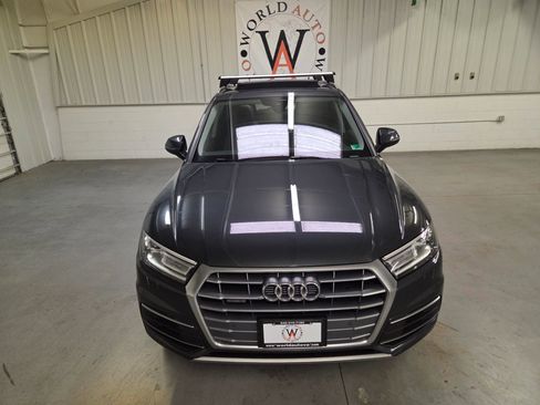 Used 2020 Audi Q5 2.0T Premium w/ Convenience Package AWD/4WD image 12