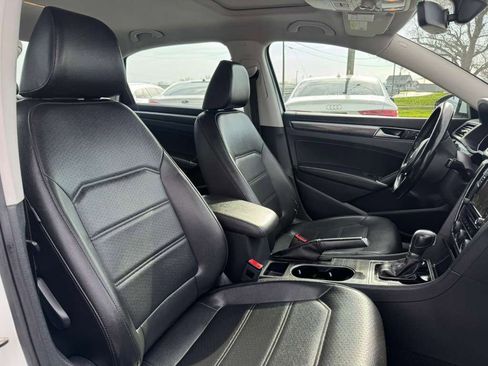 Used 2016 Volkswagen Passat 1.8T SE image 13