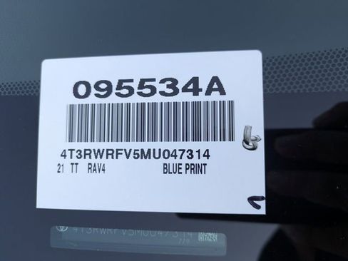 Used 2021 Toyota RAV4 XLE image 37