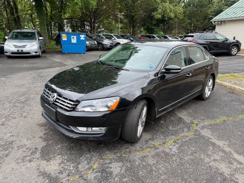 Used 2013 Volkswagen Passat TDI SE FWD image 3