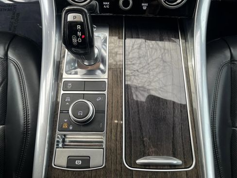 Used 2019 Land Rover Range Rover Sport HSE image 22