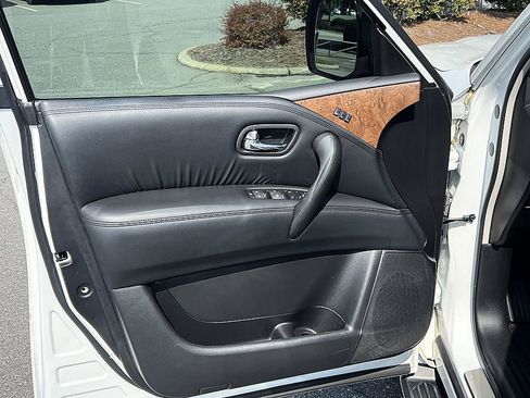 Certified 2022 Nissan Armada SL RWD image 20