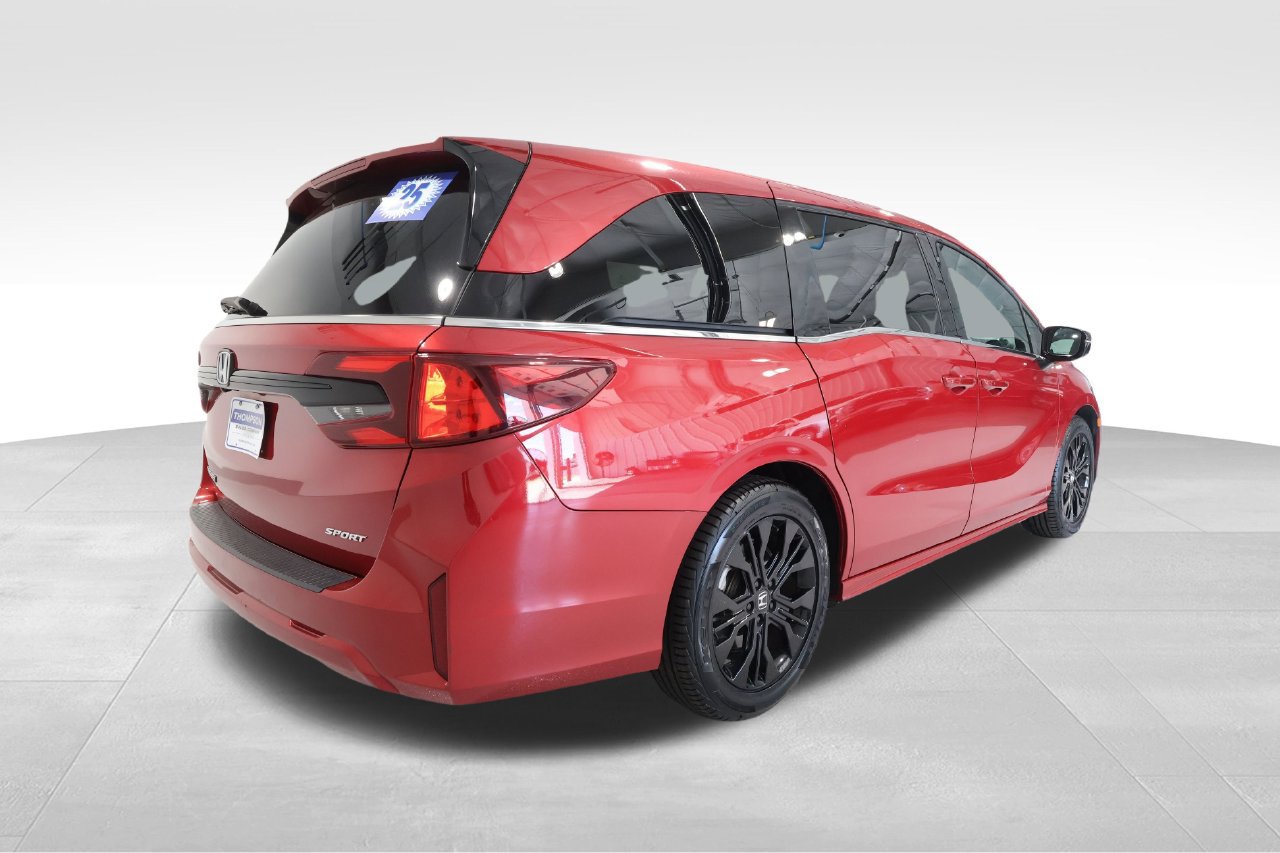 Used 2025 Honda Odyssey Sport-L image 4