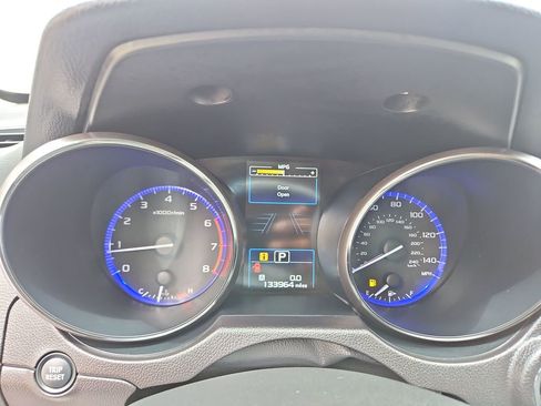 Used 2016 Subaru Outback 2.5i Limited AWD/4WD image 15