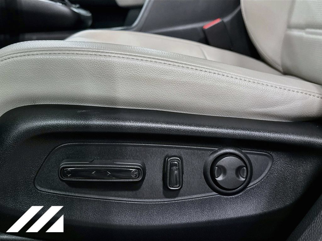 Used 2025 Honda CR-V EX-L image 20