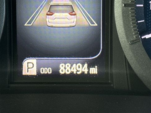 Used 2018 Toyota Sienna XLE w/ XLE Navigation Package image 21