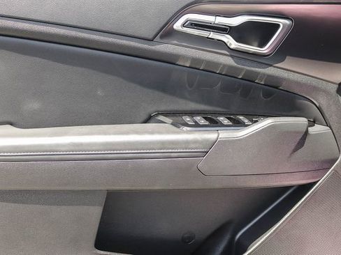 Certified 2024 Kia Sportage EX FWD image 22