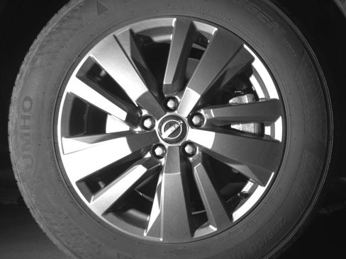 Used 2025 Nissan Pathfinder SV AWD/4WD image 13