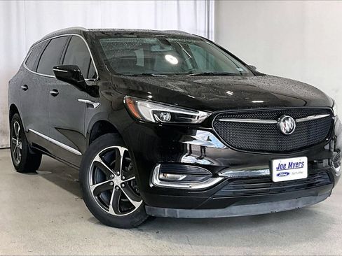 Used 2021 Buick Enclave Essence w/ Sport Touring Edition FWD image 1
