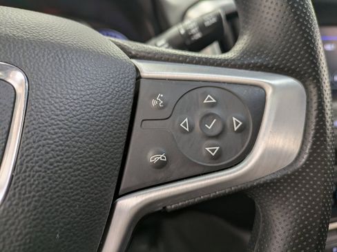 Used 2023 GMC Terrain SLE w/ Driver Convenience Package image 17