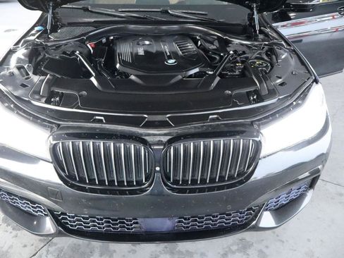 Used 2017 BMW 740i RWD image 42