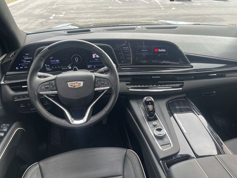 Certified 2024 Cadillac Escalade ESV Sport w/ LPO, ONYX Package image 9