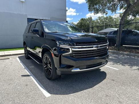 Used 2023 Chevrolet Tahoe LT w/ LT Signature Plus Package RWD image 11