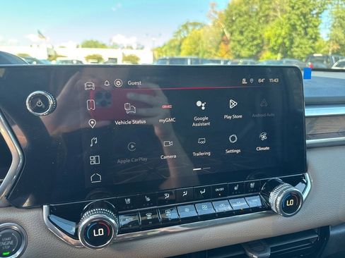 New 2026 GMC Canyon Denali image 17