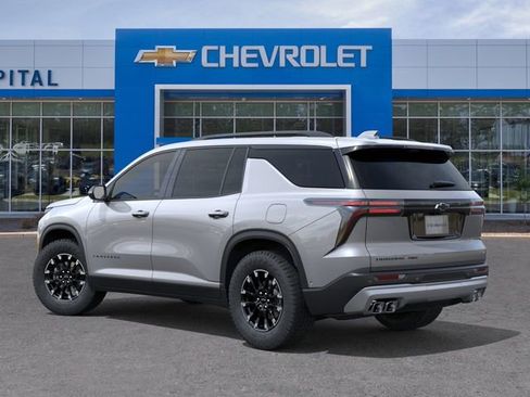 New 2026 Chevrolet Traverse Z71 w/ Enhanced Driving Package AWD/4WD image 3