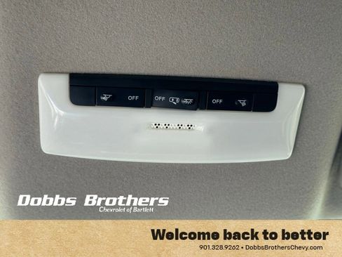Used 2024 Nissan Versa S w/ Trunk Package FWD image 25