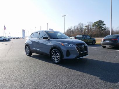 Used 2021 Nissan Kicks SV