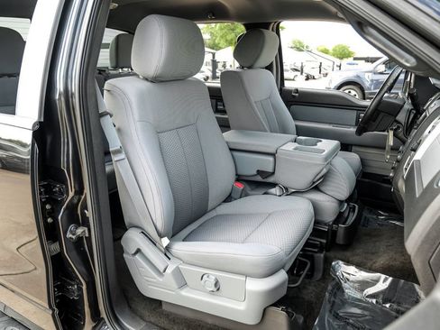 Used 2014 Ford F150 XLT w/ Equipment Group 302A Luxury RWD image 33