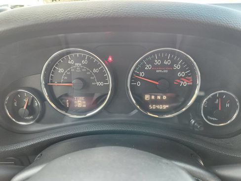 Used 2017 Jeep Wrangler Unlimited Rubicon AWD/4WD image 15
